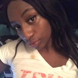 Meet your Posher, Meisha